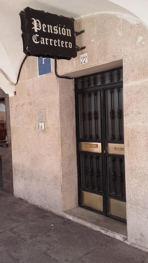 Pension Carretero Caces Eksteriør billede
